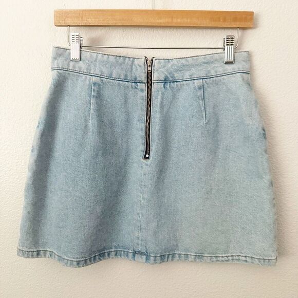BDG x URBAN OUTFITTERS | A-Line Utility Denim Skirt Light Wash | Size Large - Picture 4 of 7